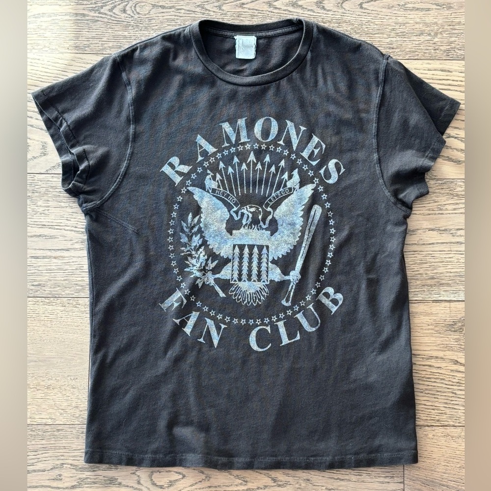 MadeWorn - Ramones Fan Club - S